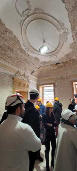 Bari, palazzo Starita apre per le Giornate Fai. Barozzi: «Cantiere complesso ma i lavori procedono spediti» Bari, palazzo Starita apre per le Giornate Fai. Barozzi: «Cantiere complesso ma i lavori procedono spediti»