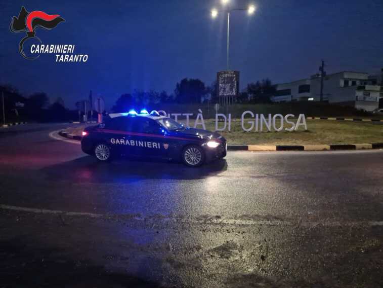 Rapinarono una pensionata 80enne facendola cadere e battere la testa: due arresti a Ginosa