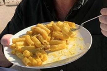 Galleria foto 'Carbonara e panettone, Financial Times contro cucina italiana' - foto 1