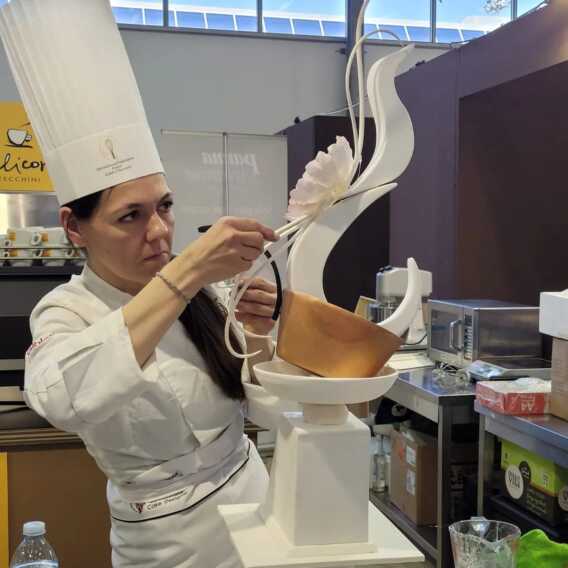 Modugno, la chef Katia Stucci ai mondiali di pasticceria. Premiata anche la salentina Antonella Biasco