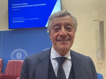 Galleria foto 'Colacurci (Sigo): “Endometriosi malattia invalidante ma diagnosi tardiva”' - foto 1