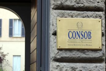 Galleria foto 'Consob, dimissioni di Ciocca: il commissario lascia' - foto 1