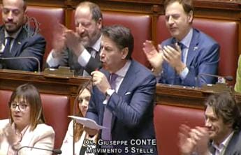 Galleria foto 'Conte a Meloni: “Denuncio vostra grave inadeguatezza”' - foto 1
