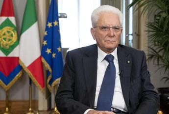 Galleria foto 'Covid, Mattarella: “Riconoscenza a chi ha lottato contro pericolo così grave e improvviso”' - foto 1