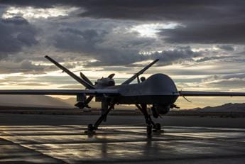 Galleria foto 'Drone abbattuto, tensione Usa-Russia: le due versioni' - foto 1