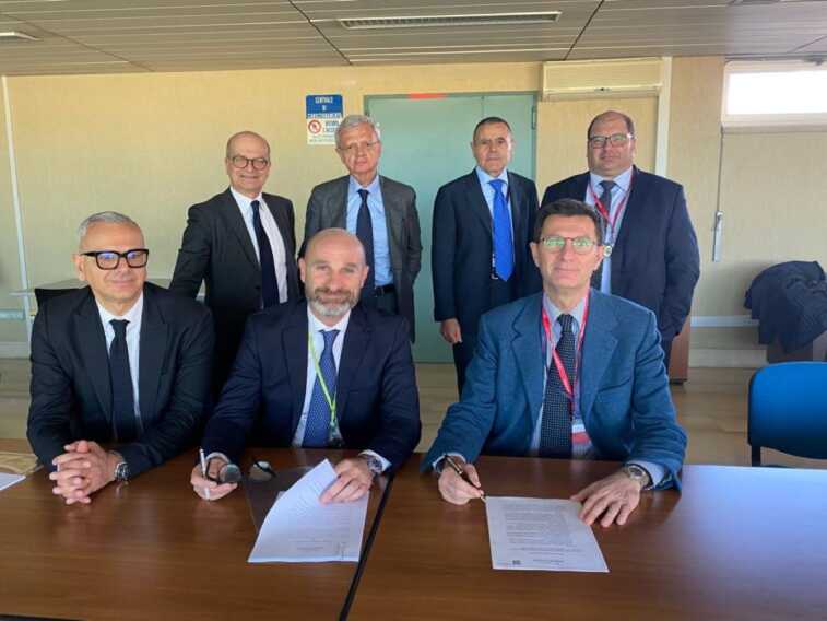Drone europeo a Grottaglie: firmato il contratto con Leonardo. In concessione l’“Hangar two”