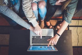 Galleria foto 'e-Commerce, 8 italiani su 10 comprano online' - foto 1