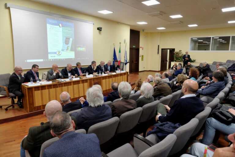 Presentato a Bari il libro di Scopelliti. Emiliano: «Testo commovente». All’incontro anche Gianfranco Fini – VIDEO