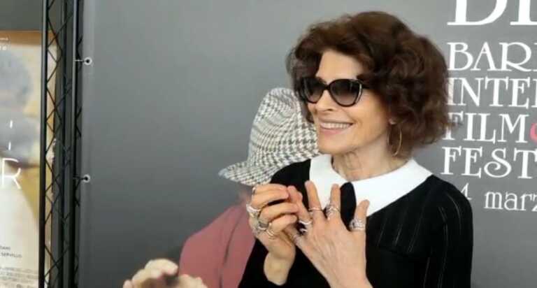 Fanny Ardant al Bif&st con “Amusia” e “Couleurs de l’incendie”: «Non c’è felicità senza musica»