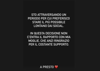 Galleria foto 'Fedez, il messaggio: “Sto lontano dai social, rapporto con mia moglie non c’entra”' - foto 1