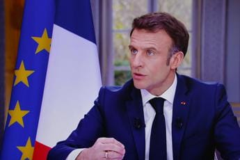 Galleria foto 'Francia, Macron: “Riforma pensioni non avrei voluto farla ma è necessaria”' - foto 1