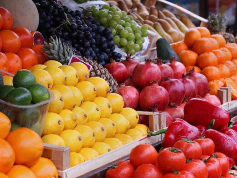 Un prezzo etico per l’ortofrutta pugliese: via libera all’accordo tra Regione, Gdo e produttori