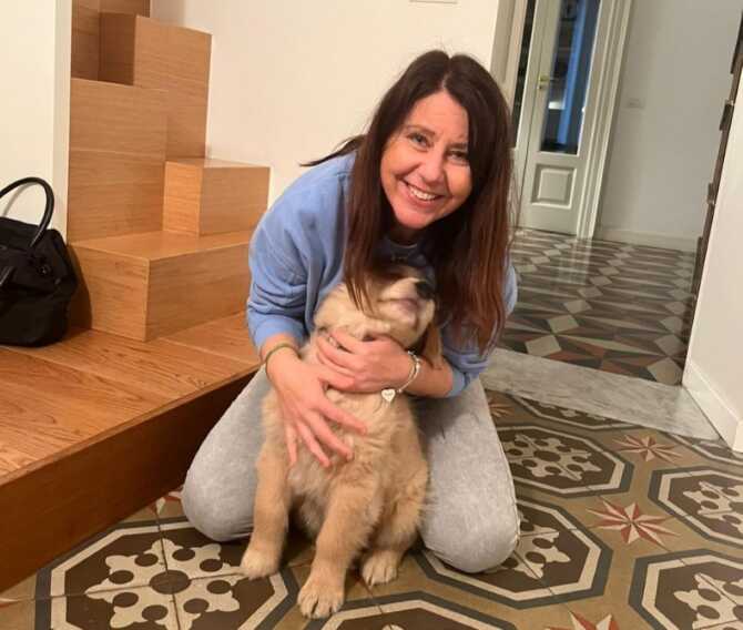 Galleria foto 'Quando l’amore per i cani diventa un lavoro. La storia di Gilda: «Averli riempie di gioia»' - foto 1