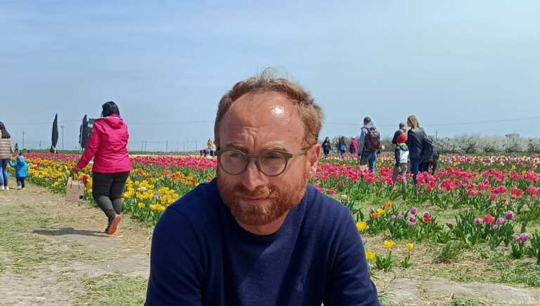 Le lacrime, i tulipani e l’agricoltura. Giuseppe Savino: «Vedevo la fine del progetto. Grazie per la solidarietà»