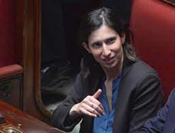 Galleria foto 'Governo, domani alla Camera primo ‘duello’ in aula Schlein-Meloni' - foto 1