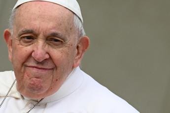 Galleria foto 'Il Papa e lo smart working: “Buona soluzione purché non isoli”' - foto 1