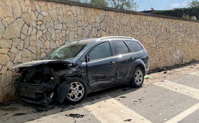 Incidente a Castel del Monte: coinvolte 2 auto e un furgone. Tre feriti, di cui 2 gravi
