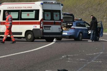 Galleria foto 'Incidenti, tre morti sulle strade italiane' - foto 1