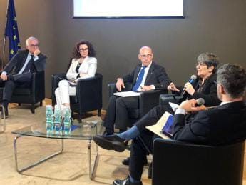 Galleria foto 'Inps, a confronto su legalità e solidarietà fra diritti ed etica' - foto 1