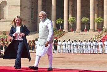 Galleria foto 'Italia-India, Meloni rilancia relazioni' - foto 1