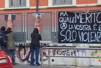Galleria foto 'Liceo Carducci, preside condanna striscione: “No a curve violente”' - foto 1