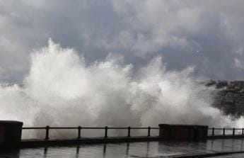 Galleria foto 'Maltempo Italia, venti forti in arrivo: allerta meteo in 5 regioni' - foto 1