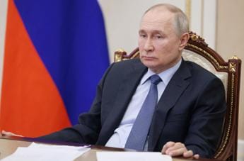 Galleria foto 'Mandato d’arresto per Putin, ecco cosa può succedere' - foto 1