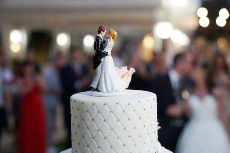 L’Italia cambia, matrimoni e divorzi in calo: aumentano le unioni gay del 7.3 per cento