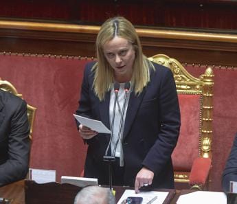 Galleria foto 'Meloni: “Prendo ordini da Ue? Preferisco dimettermi che fare come Conte…”' - foto 1