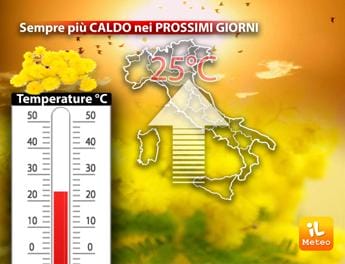 Galleria foto 'Meteo, arriva il caldo anticipo di primavera: che tempo farà' - foto 1