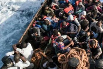 Galleria foto 'Migranti, affonda barcone al largo della Tunisia: 34 dispersi' - foto 1