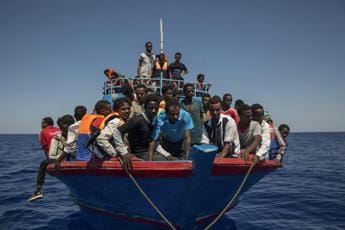 Galleria foto 'Migranti, Alarm Phone: “Barca alla deriva chiede ancora aiuto a 24 ore dall’allarme”' - foto 1