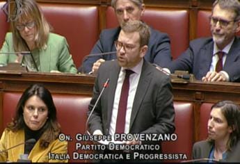 Galleria foto 'Migranti Crotone, Provenzano: “Mancato soccorso scelta politica”' - foto 1