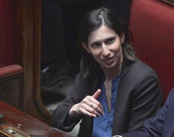 Galleria foto 'Naufragio Crotone, Schlein: “Piantedosi? Sprecata occasione per fare chiarezza”' - foto 1