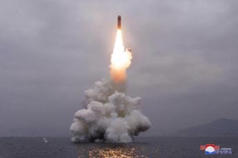 Galleria foto 'Nordcorea, lanciato missili da sottomarino nel Mar del Giappone' - foto 1