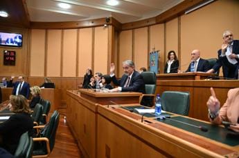 Galleria foto 'Nuovo Consiglio regionale del Lazio, aumentano le donne e l’età media rispetto al 2018' - foto 1