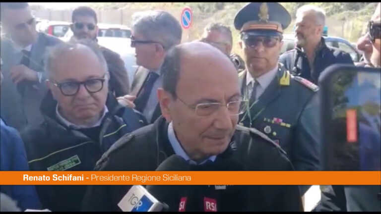 Galleria foto 'Immigrazione, Schifani a Lampedusa “Provvedimenti di emergenza”' - foto 1