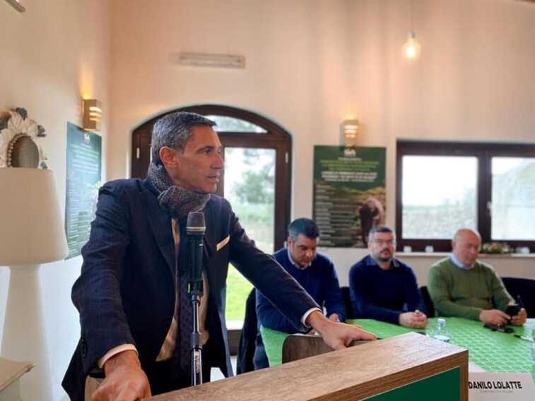 Allarme cinghiali nei campi pugliesi, Pentassuglia: «Va modificata la legge»