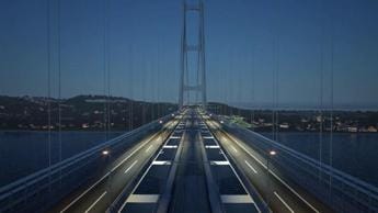 Galleria foto 'Ponte Messina, via libera del Cdm a decreto' - foto 1