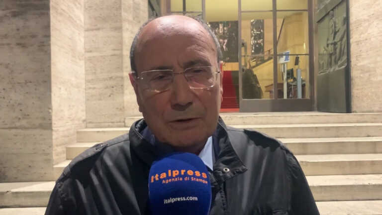 Galleria foto 'Almaviva, Schifani incontra Urso “Si sta individuando una soluzione”' - foto 1