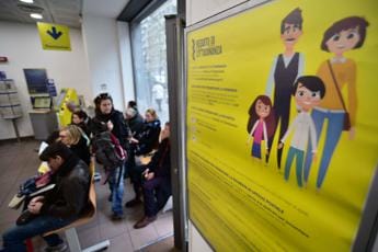 Galleria foto 'Reddito di cittadinanza, l’identikit dei beneficiari' - foto 1