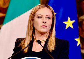 Galleria foto 'Sondaggi politici, Fdi sotto 30% e Meloni ‘batte’ Schlein' - foto 1