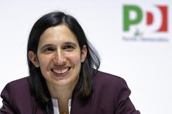 Galleria foto 'Sondaggi politici, Fratelli d’Italia cala e Pd cresce' - foto 1