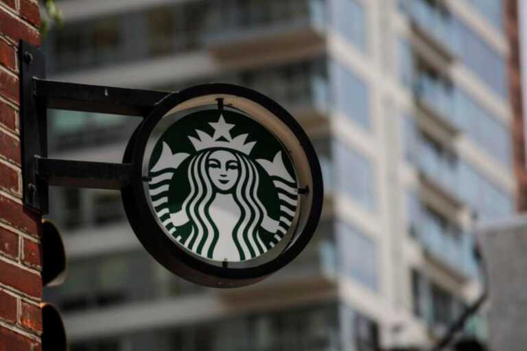 Starbucks sbarca a Bari: presto uno store in centro. Al via la selezione del personale