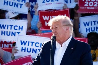 Galleria foto 'Trump incriminato per caso Stormy Daniels: “Oltre 30 capi d’accusa”' - foto 1