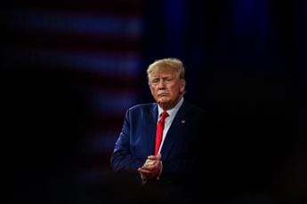 Galleria foto 'Trump incriminato, procuratore voleva arrestarlo oggi: il retroscena' - foto 1