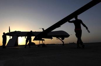 Galleria foto 'Ucraina, tensione sul mar Nero: scontro tra jet Russia e drone Usa' - foto 1