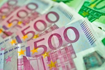 Galleria foto 'Ue, tassa sugli ultra-ricchi: la richiesta di europarlamentari ed economisti' - foto 1
