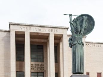 Galleria foto 'Università, la classifica: La Sapienza prima al mondo in studi classici' - foto 1