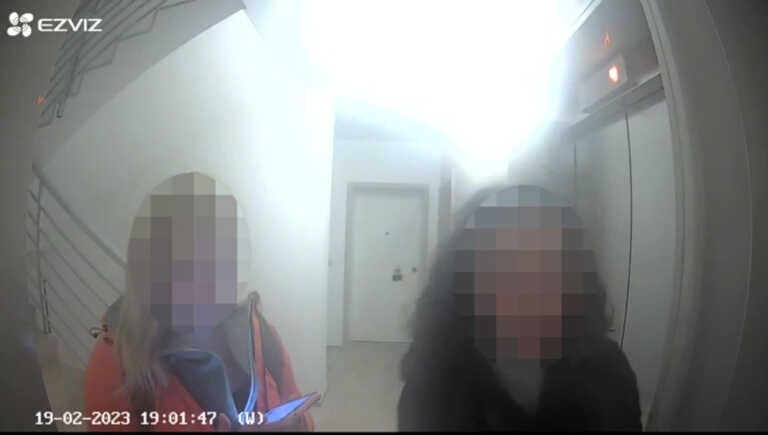 Bari, allarme a Japigia: due donne tentano di introdursi in appartamenti. Le immagini virali sui social – VIDEO
